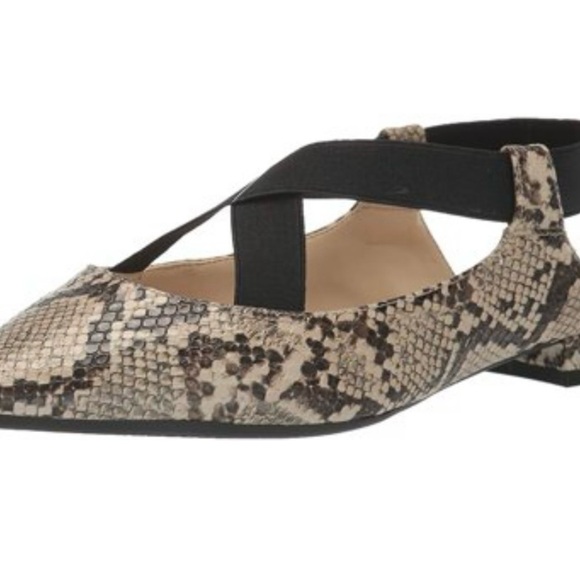 Jessica Simpson Lurina Peyton print flat - Picture 2 of 6
